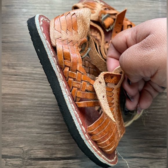 Unisex Authentic Mexican huarache for Toddler. Made in Mexico - Picture 2 of 6